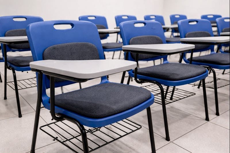 cadeiras personalizadas para escola (2)